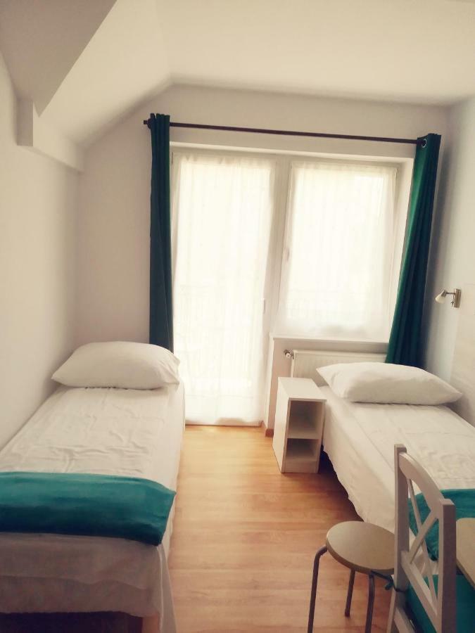 Pokoje Goscinne Jutrzenka Swarzewo Exterior foto